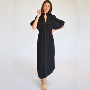 NWT Never a Wallflower Black Puff Sleeve Maxi Dress